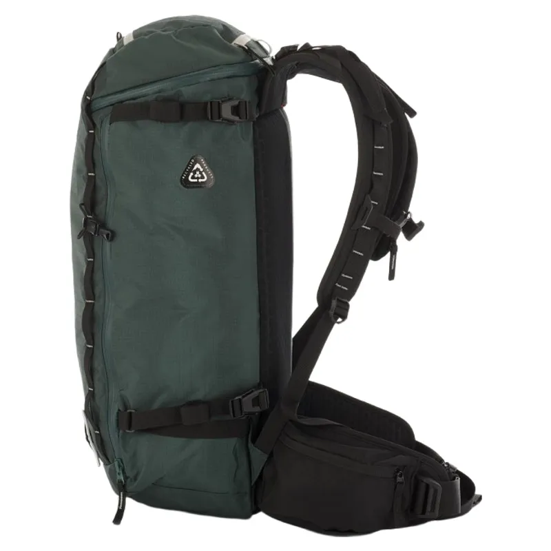 Arva ST35 Backpack in Green-2