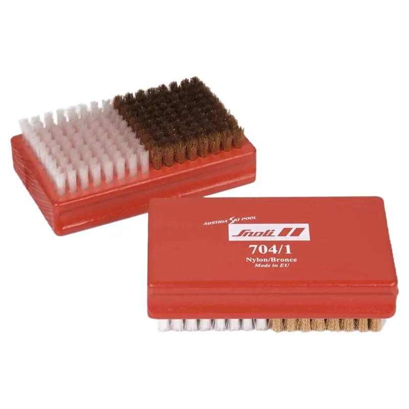 Snoli Nylon Bronze Ski and Snowboard Base Brush in Red