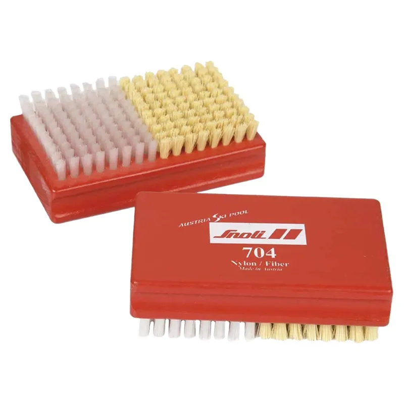 Snoli Nylon Fibre Ski and Snowboard Base Brush in Red